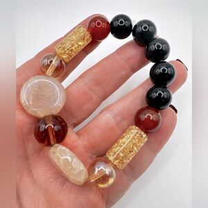 SALE! Beautiful stretchy stone and glass beaded bracelet!